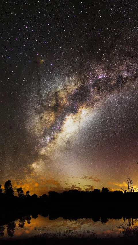 Sci Fi Milky Way (1080x1920)